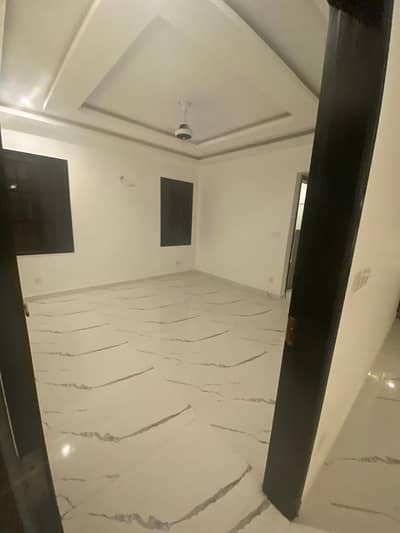 Luxury 3 Bed DD Flat Available For Rent