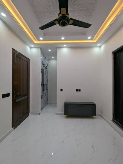 Beautiful Upper Portion Available For Rent