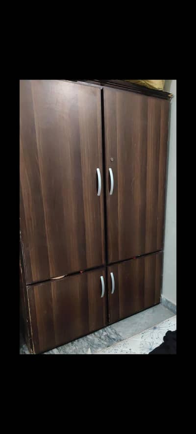 selling my wardrobes. . . 3 door in 3 pieces. . . . . and 2 door wardrobe