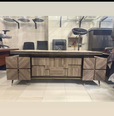 Executive Office Table 3x6 – Stylish & Durable