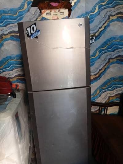 uesd refrigerator for sale price 60000
