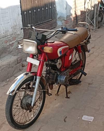 YAMAHA ROYAL 100CC