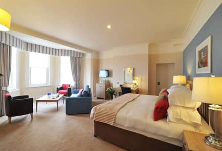 VIP Hotel Rooms Guest House 1Bed 2Bed Studio Furnished Apartment Booking Room