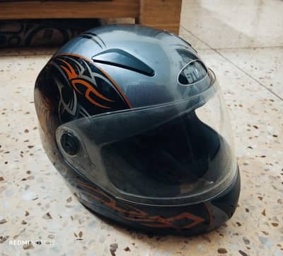 Studds Shifter D2 Full Face Helmet in Excellent Condition