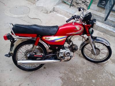 Honda 70cc red color condition ok
