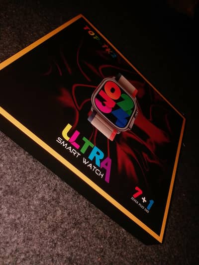 ULTRA SMART WATCH TOP-TK2 , WITH 7+1 STRAPS AND ALSO SILICONE CASE