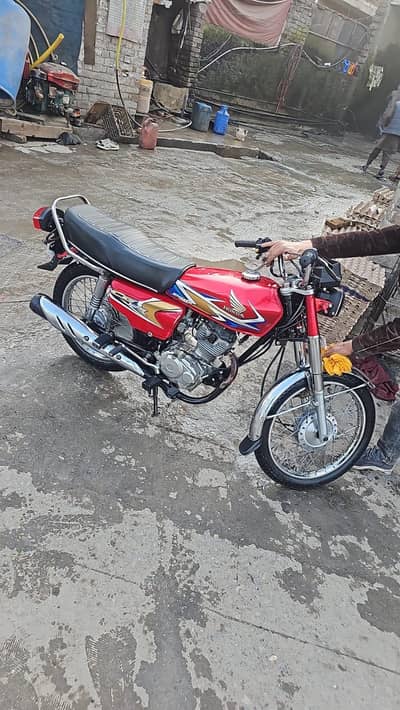 Honda CG 125 | 2020 | RED | All Punjab Registered | 2nd Owner