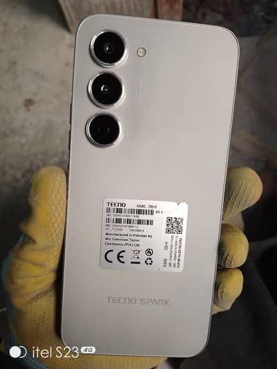 Tecno spark 40pro all oka 11 mahena warnti ha 16/256