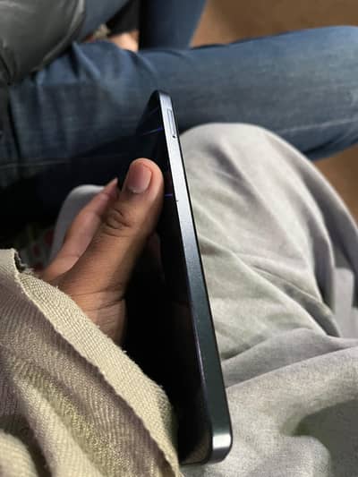 Infinix hot 30i 4+4 128