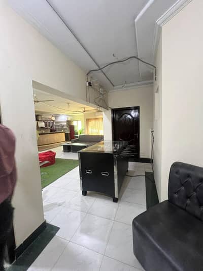 1 kanal beautiful upr portion available for Rent for silent office near umt university