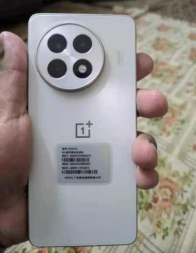 OnePlus Ace 5 , 13R  12/256 GB