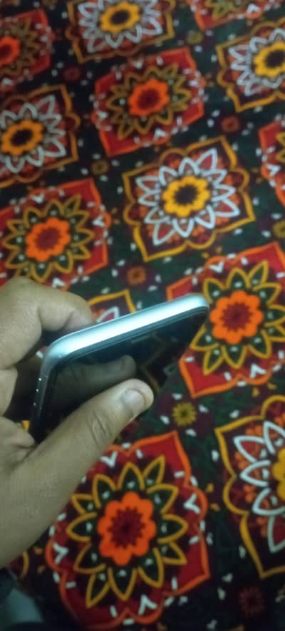 i phone xr factory unlock