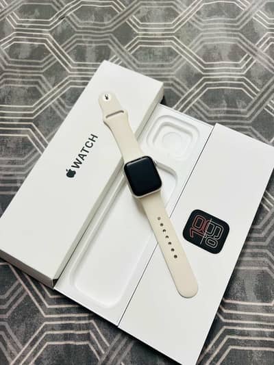 Apple Watch SE 3 (Starlight, 40mm)