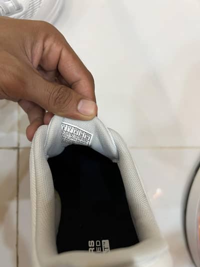 original  brand new Sketchers ultra pillars shoes for sale