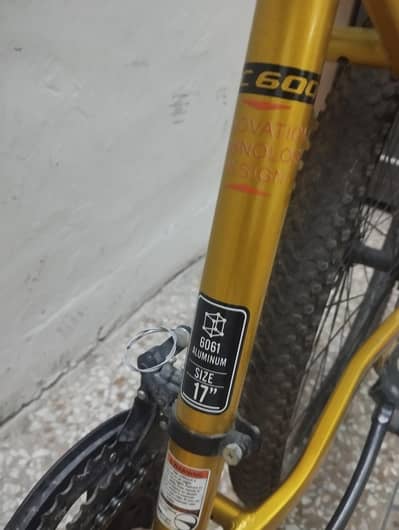 just like brand new with original parts. aluminium frame.