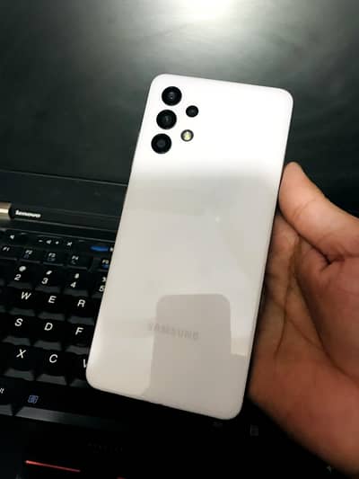 samsung mobile with complete box brand new condition