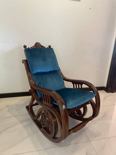 Wooden Rocking Chair  – Excellent Condition