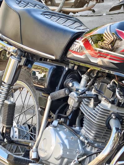 CG 125 black lush condition