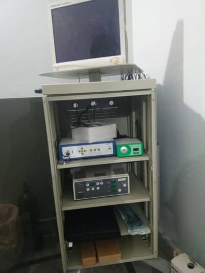 Good condition Leproscope with trolly for sale