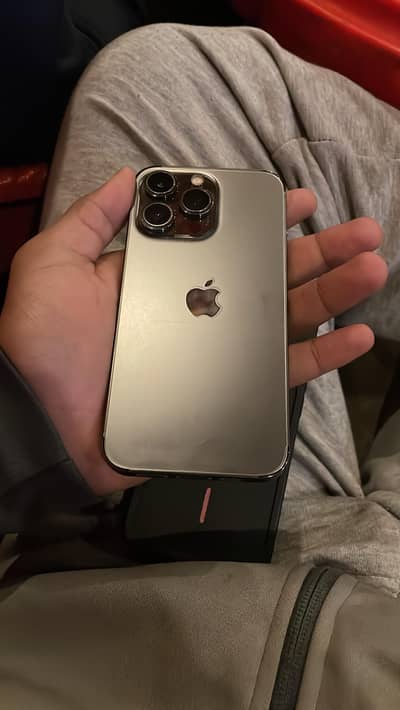 iPhone 13 Pro Non pta Factory Unlock