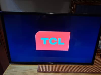 Box pack slightly used TCL LED 32-Inch