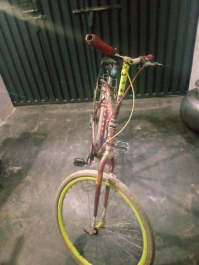 Wheeler Cycle Urgent Sale