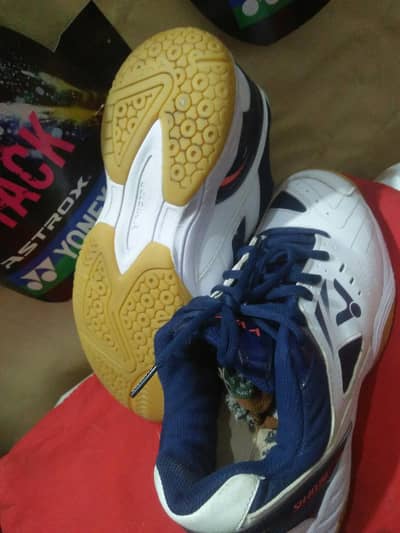 Badminton shoes | All sizes | 100% original | victor | Yonex | Asics