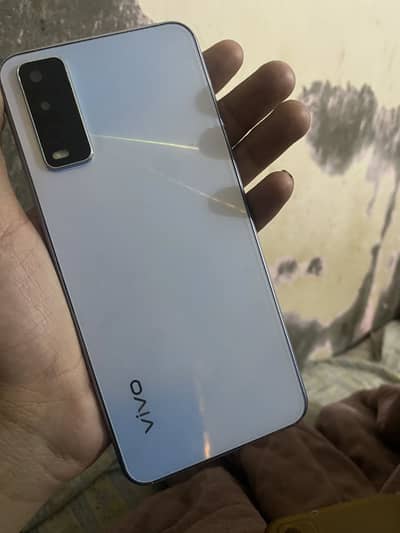 Vivo y20