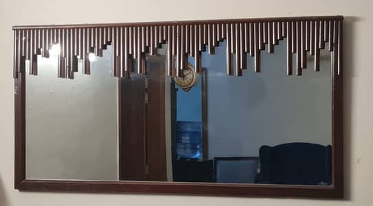 Mirror with wooden frame for sale in Islamabad