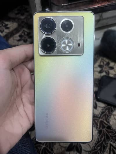 Infinix note 40 8+8/256