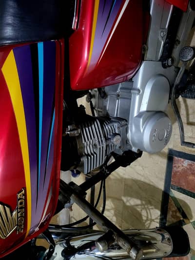 honda 125 engine 10/10 full sound full pick