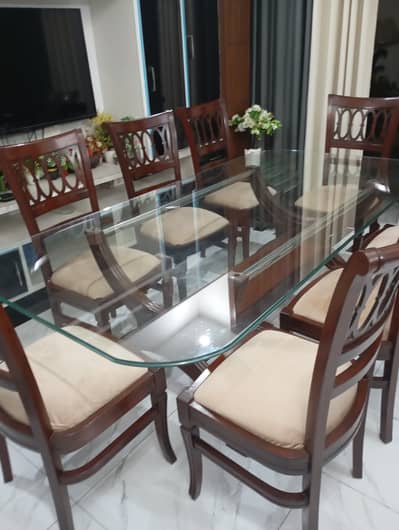 8 seater dining table with chairs excellent condition
