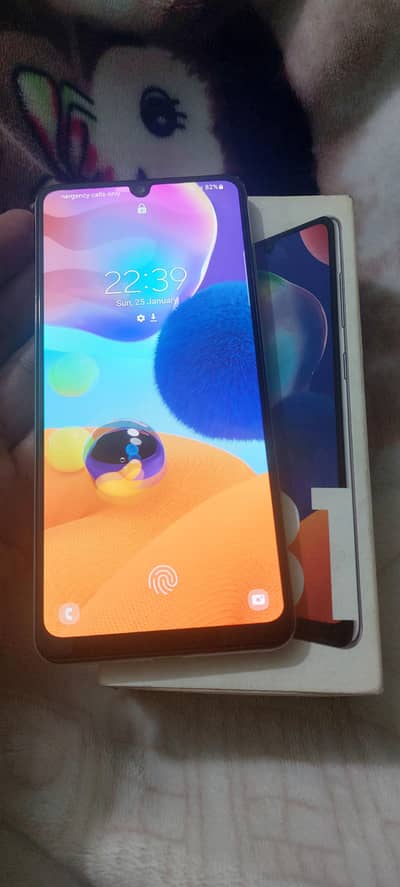 Samsung A31 10 by 10 4gb 128 gb 03131313389