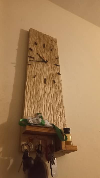 haand made wooden clock japnese style