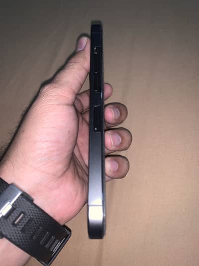 URGENT SALE IPHONE 13 PRO JV