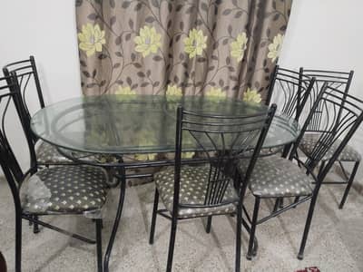 6 seaters dining table for sale