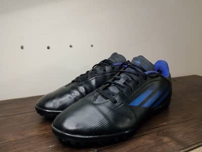 ORIGINAL ADIDAS SPEEDFLOW. 3 brand new condition