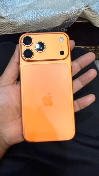 I phone 17pro max 256GB 1 physical and 1 E-sim