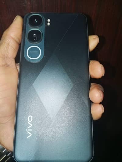 condition 10 by 10 hai paison ki jarurat hai isliye sale karna hai