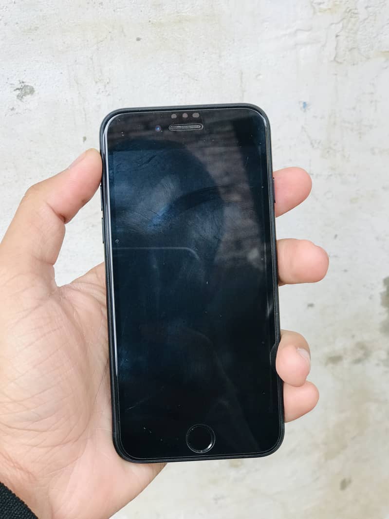 Iphone se 3rd generation 0