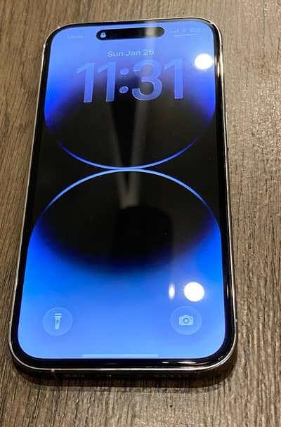 10/10 condiotion 14 pro silver 256gb
