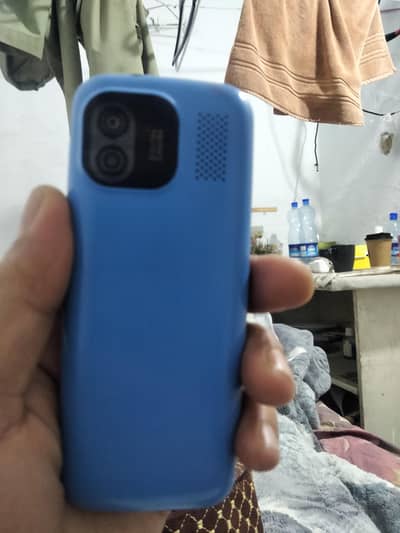 all ok hi Candice 10 :10 hi charger hi box nahi hi