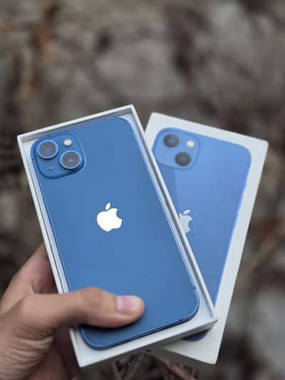 iPhone 13 factory unlock