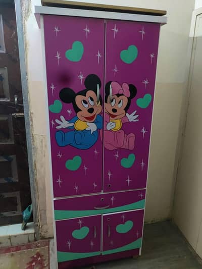 baby cupboard un-used 10/10 Condition urgent sell