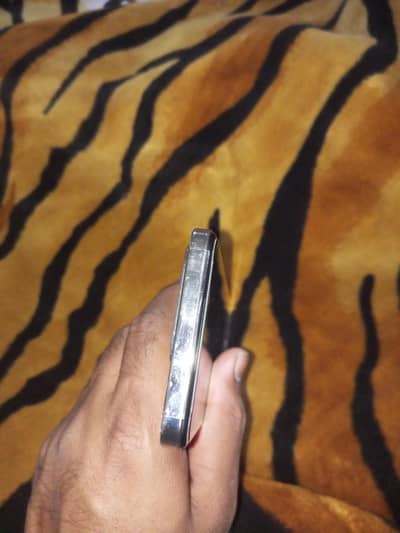 Infinix hot 40i 8-128