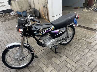 Honda 125 19 2020 model for sale in lush condition