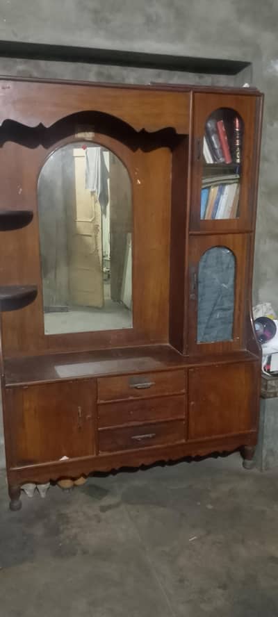 dressing table