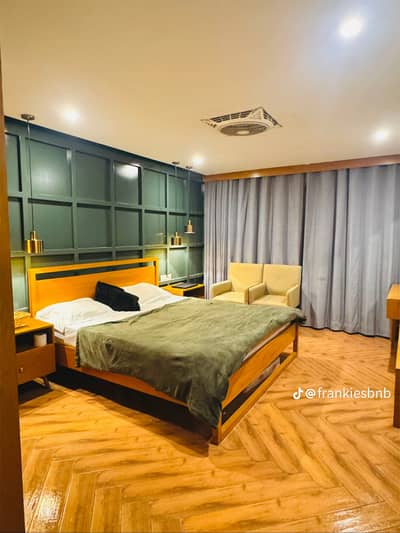 One bed apartment per day available Gulbarga green Islamabad