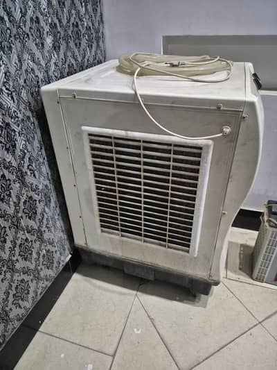 Blower air cooler