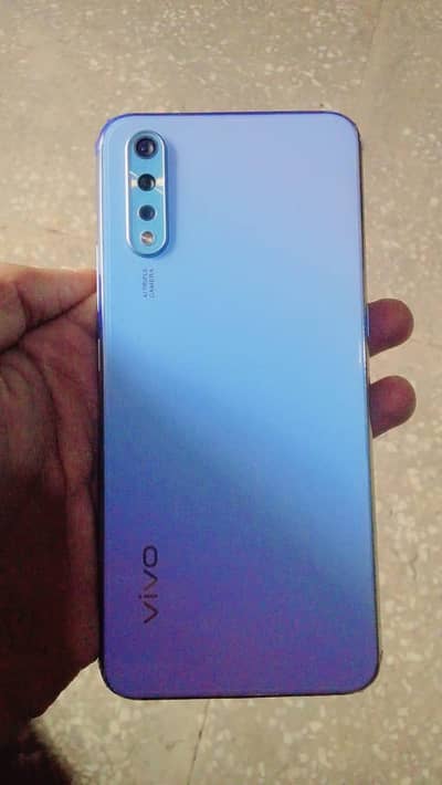 vivo s1